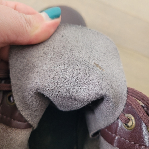 Doc Martens brown vegan 8-eye boots in Size 10 - Picture 12 of 15